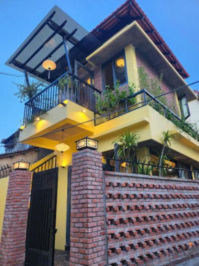 YA Villa Hoi An